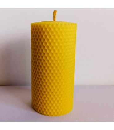 Świeca z węzy pszczelej 13 cm / 6,6 cm - Świeczka z wosku pszczelego