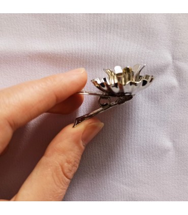 Klipsy do świeczek na choinkę, srebrne, z talerzykiem, 8 sztuk 14 mm