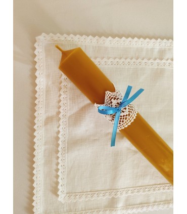 Szatka i gromnica z wosku pszczelego do Chrztu