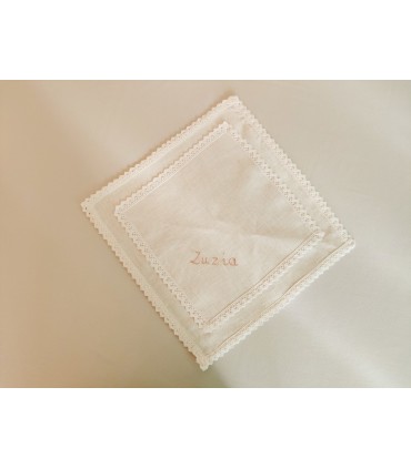 Szatka i gromnica z wosku pszczelego do Chrztu