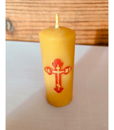 Świeca z wosku pszczelego z motywem prawosławnego krzyża