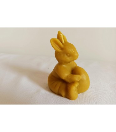 Zajączek z pisanką - Świeczka z wosku pszczelego