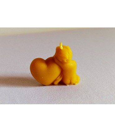 Dziecko z serduszkiem 4 cm  - Świeczka z wosku pszczelego